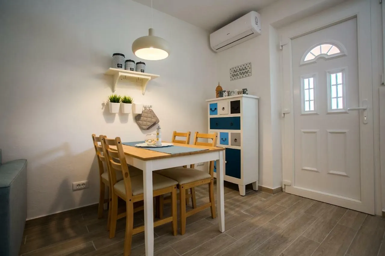 Cozy Coastal Apartment Gama Split