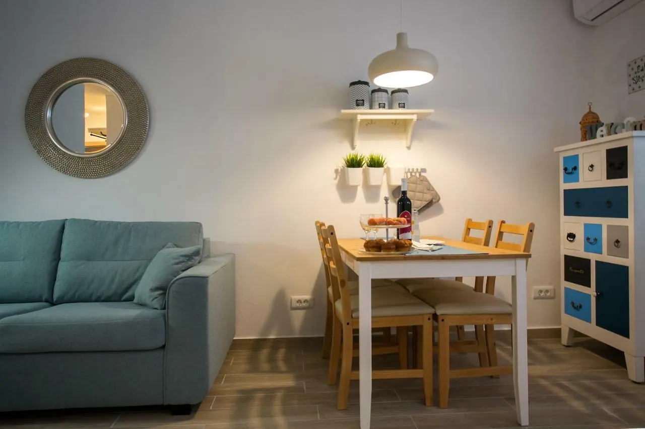 Cozy Coastal Apartment Gama Split 0*,